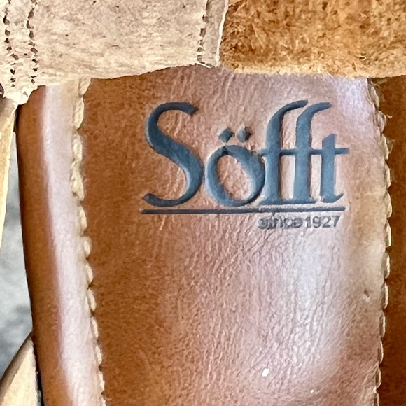 Sofft “Rio” Studded Leather Gladiator Sandals - Picture 5 of 10